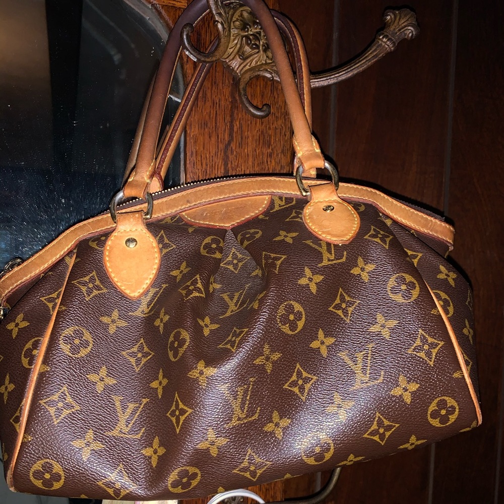 Authentic Louis Vuitton PM Tivoli